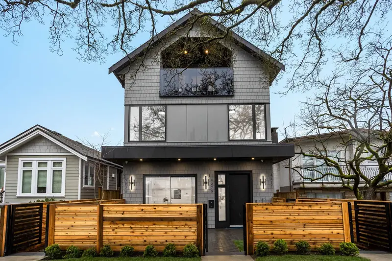 2 3275 GRAVELEY STREET - photo 1 of 25