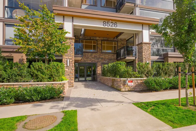 210 8526 202B STREET - photo 3 of 25