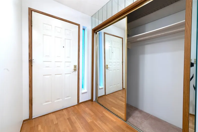 205 10584 153 STREET - photo 4 of 25