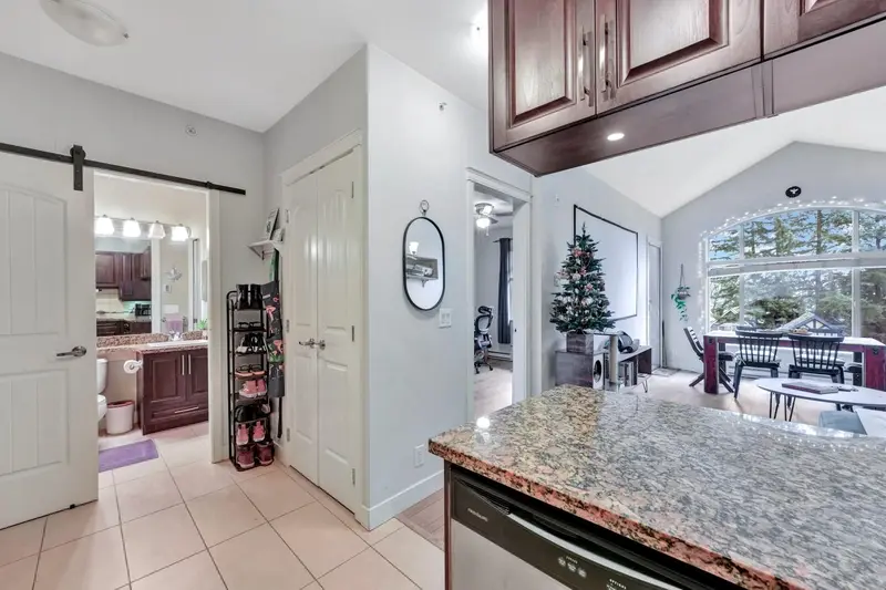 12525 190A STREET - photo 3 of 25