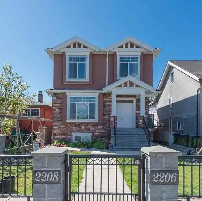 2208 E 41ST AVENUE - photo 1 of 16
