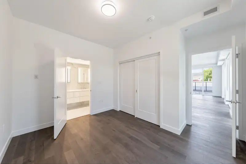 204 2888 ARBUTUS STREET - photo 3 of 3