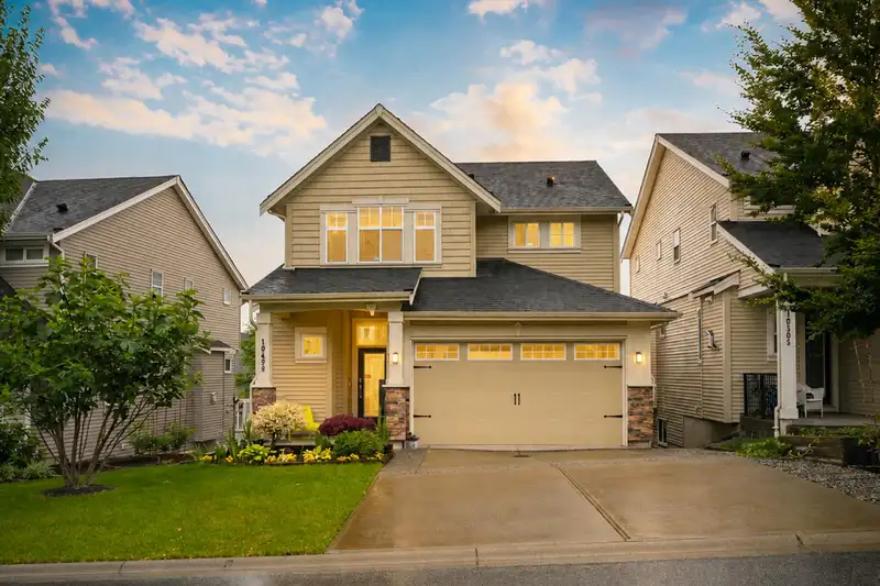 10499 MCEACHERN STREET - photo 1 of 40