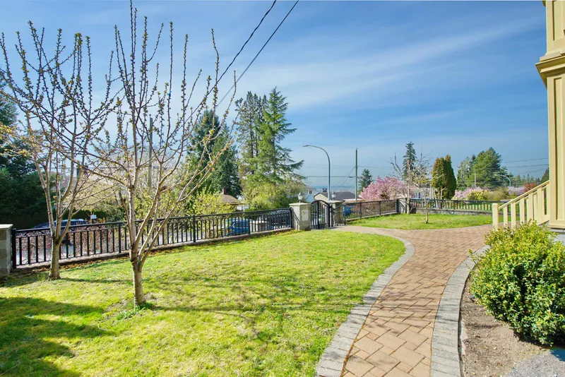 5399 CARSON STREET - photo 3 of 25