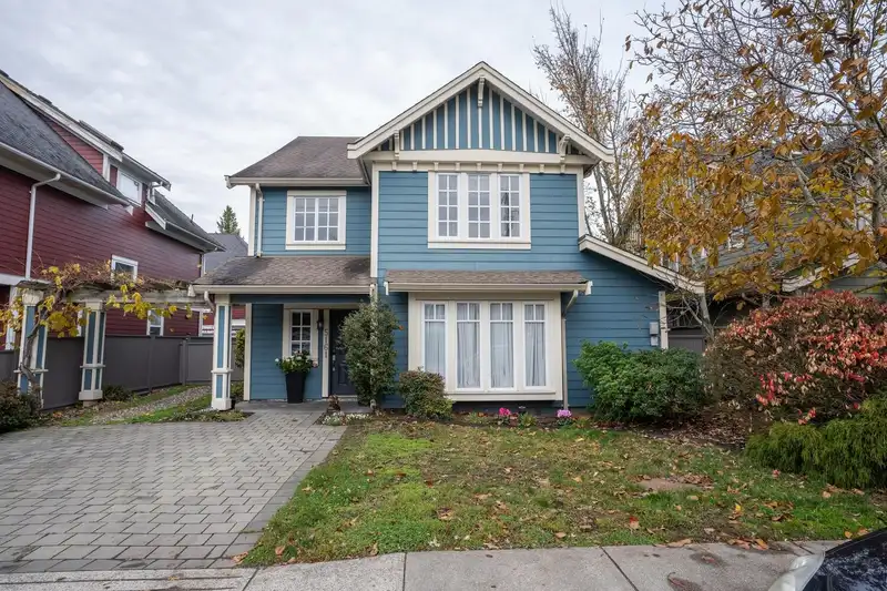 A 5161 45 AVENUE - photo 1 of 35