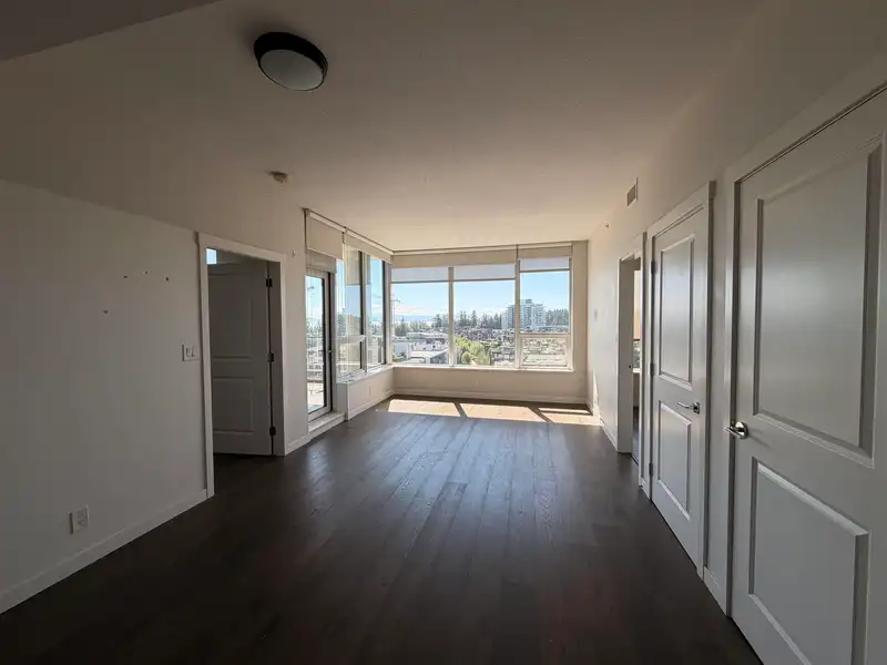 1310 3487 BINNING ROAD - photo 3 of 18