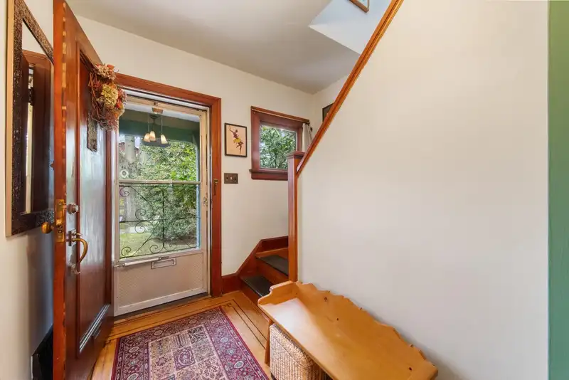 2146 E 7TH AVENUE - photo 2 of 31