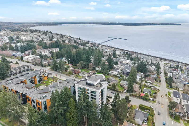 602 14825 THRIFT AVENUE - photo 2 of 25