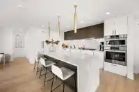 602 14825 THRIFT AVENUE - thumbnail 14