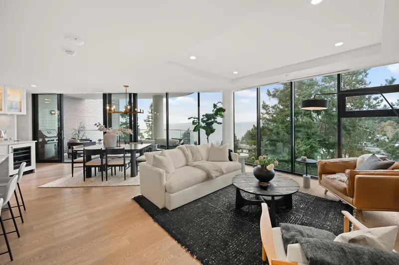 602 14825 THRIFT AVENUE - photo 3 of 25