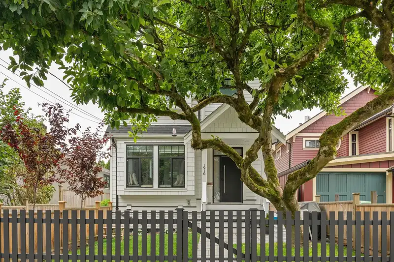 1910 E 19TH AVENUE - photo 1 of 19