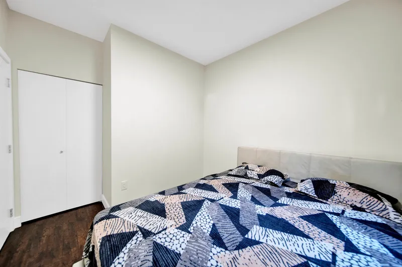 131 6628 120 STREET - photo 2 of 15