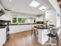 1066 PALMERSTON AVENUE - thumbnail 10