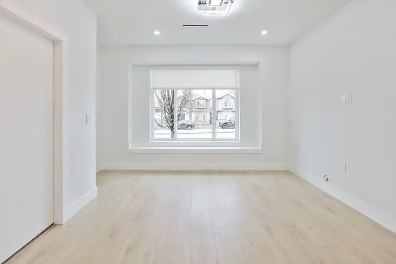 6550 KNIGHT STREET - photo 4 of 22
