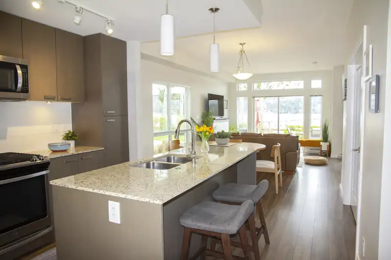 5915 BEACHGATE LANE - photo 3 of 29