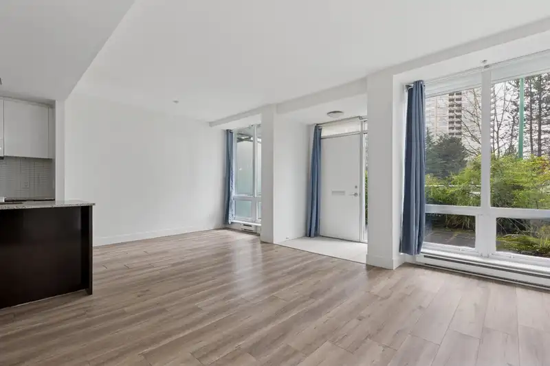 4848 HAZEL STREET - photo 2 of 20