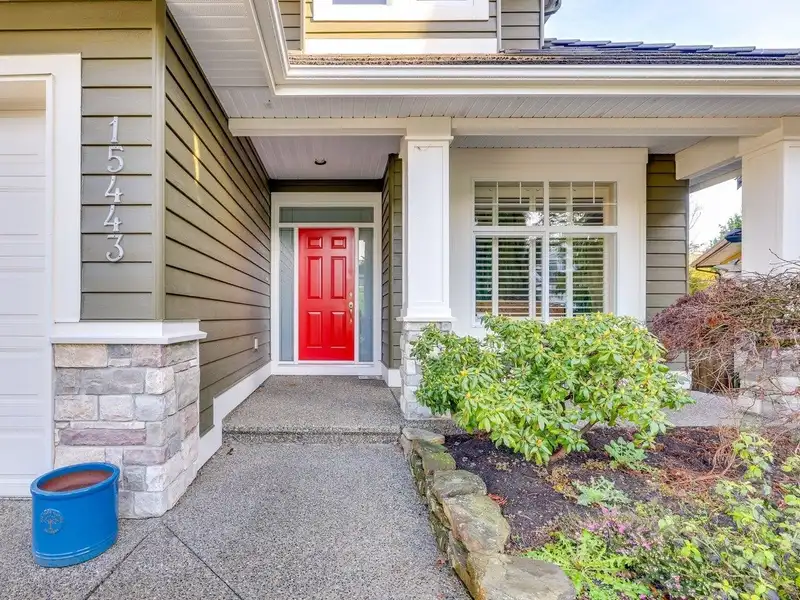 15443 36B AVENUE - photo 2 of 16