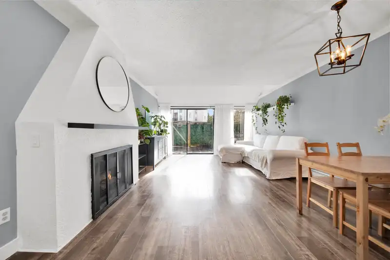 82 17714 60 AVENUE - photo 3 of 20