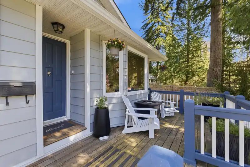 1762 EVELYN STREET - photo 2 of 27
