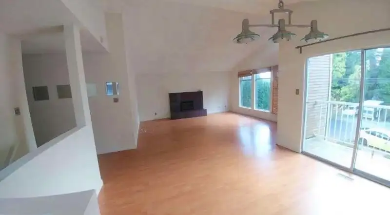 5512 DOMINION STREET - photo 4 of 11
