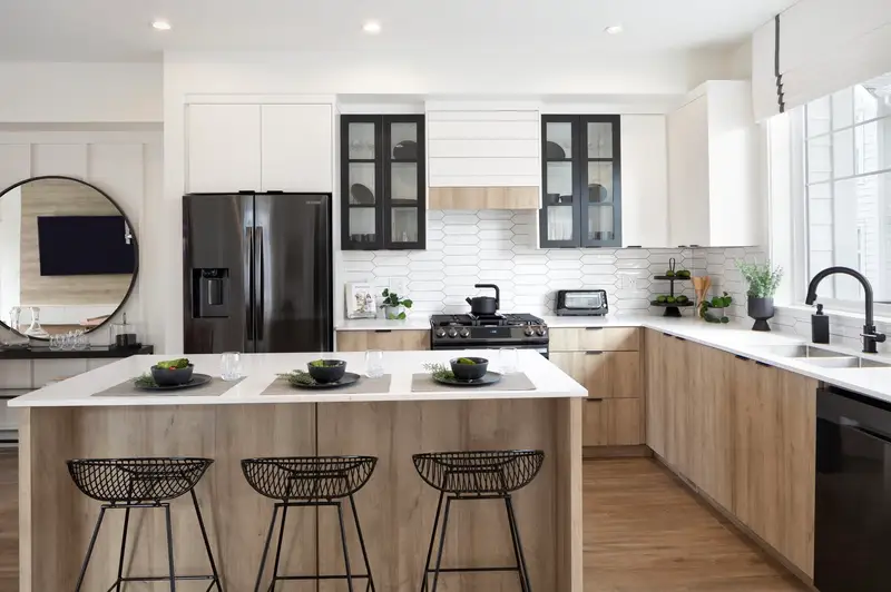 66 14541 WINTER CRESCENT - photo 1 of 13