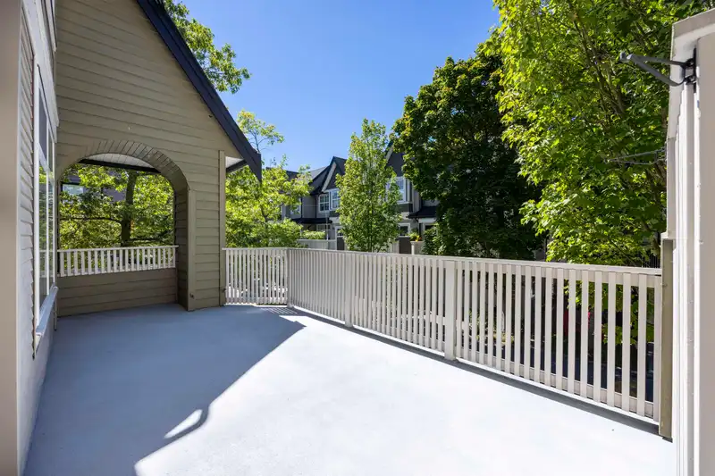 74 6888 ROBSON DRIVE - photo 4 of 18