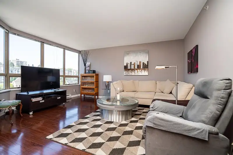 1000 328 CLARKSON STREET - photo 4 of 40