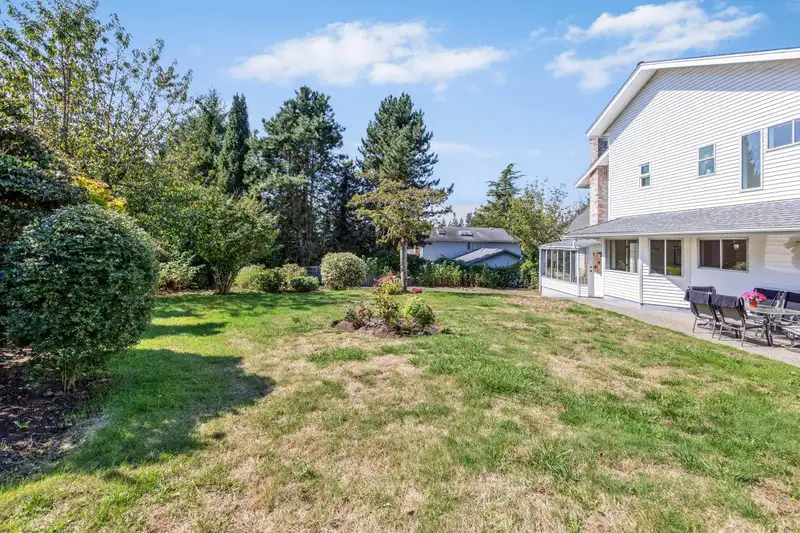 12904 22B AVENUE - photo 2 of 30