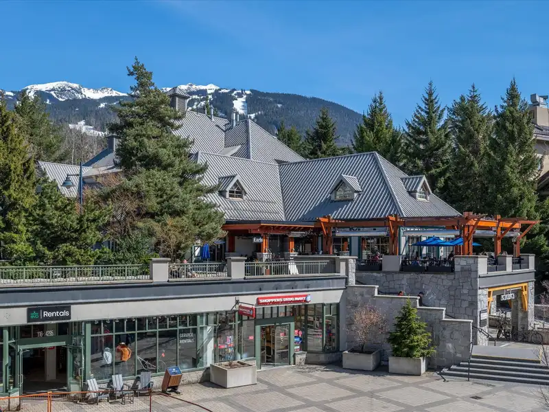 4404 4295 BLACKCOMB WAY - photo 1 of 17