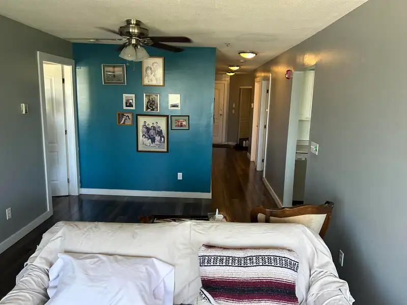 213 5765 GLOVER ROAD - photo 3 of 34