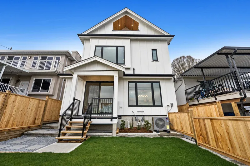 3156-2 E 8TH AVENUE - photo 1 of 25