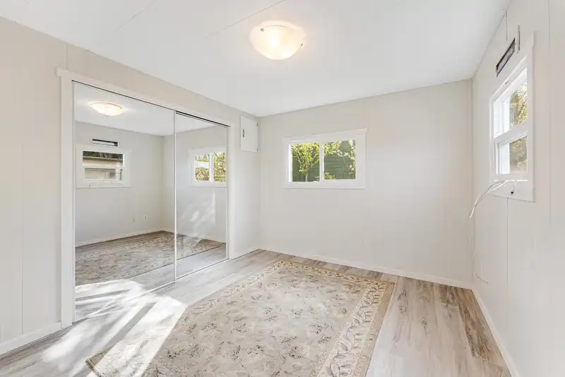 125 1840 160 STREET - photo 3 of 12