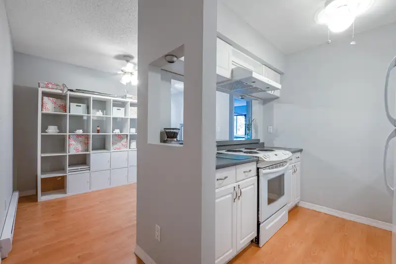 315 17661 58A AVENUE - photo 1 of 23
