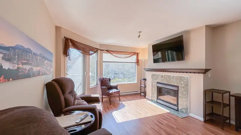 311 3770 MANOR STREET - photo 3 of 20