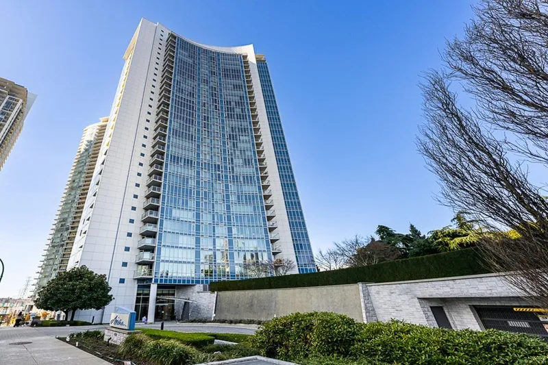 1707 4189 HALIFAX STREET - photo 1 of 25