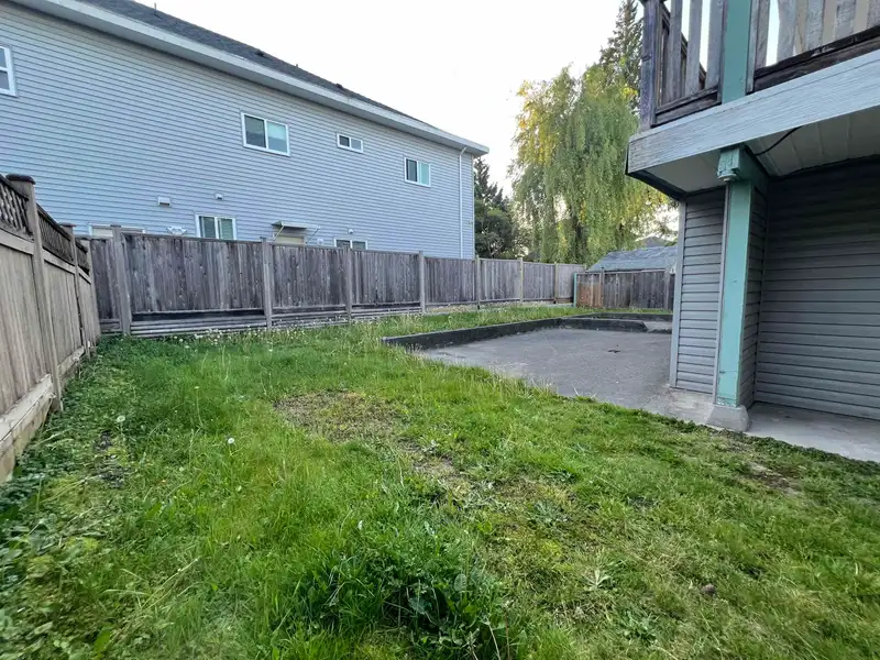 9913 159 STREET - photo 4 of 6