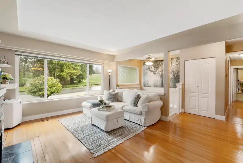 11275 150 STREET - photo 3 of 40