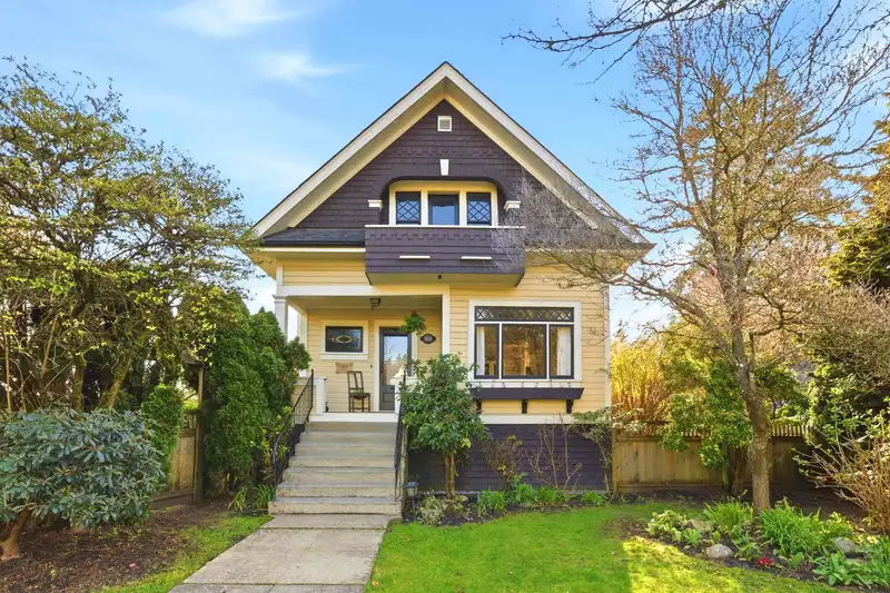 416 SECOND STREET - photo 1 of 40