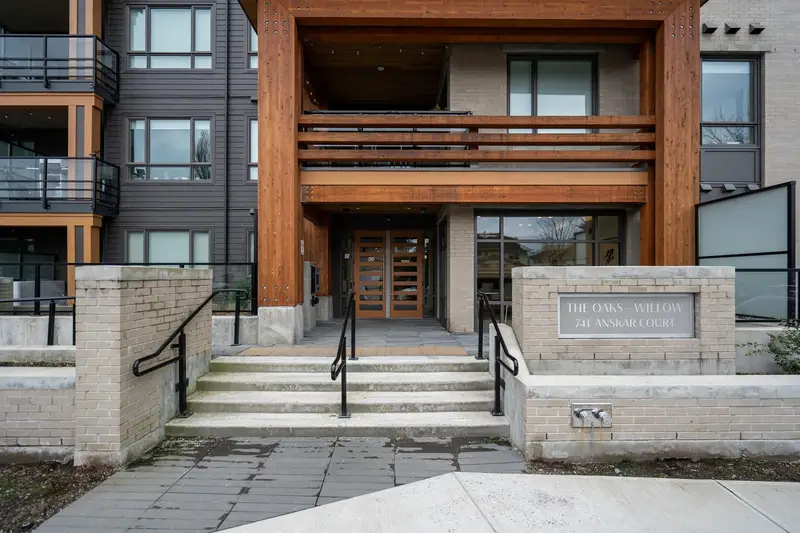 101 741 ANSKAR COURT - photo 2 of 25