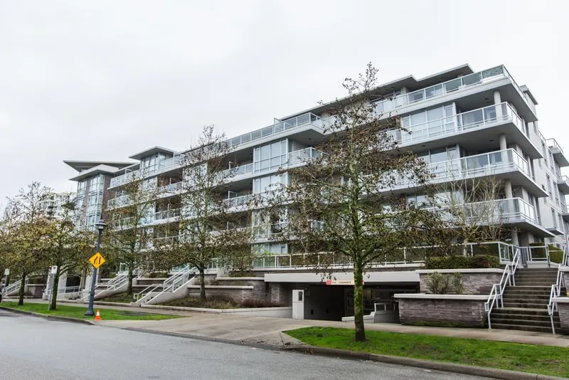 221 9371 HEMLOCK DRIVE - photo 1 of 24