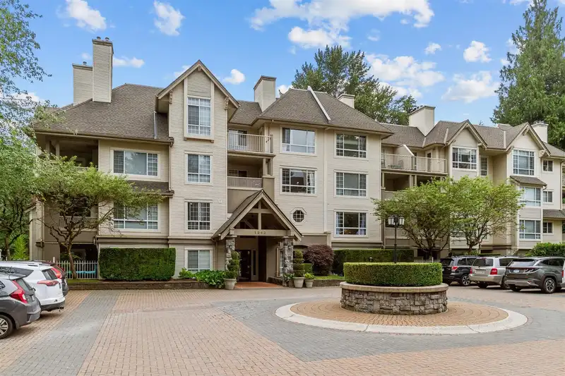 204 1242 TOWN CENTRE BOULEVARD - photo 1 of 29