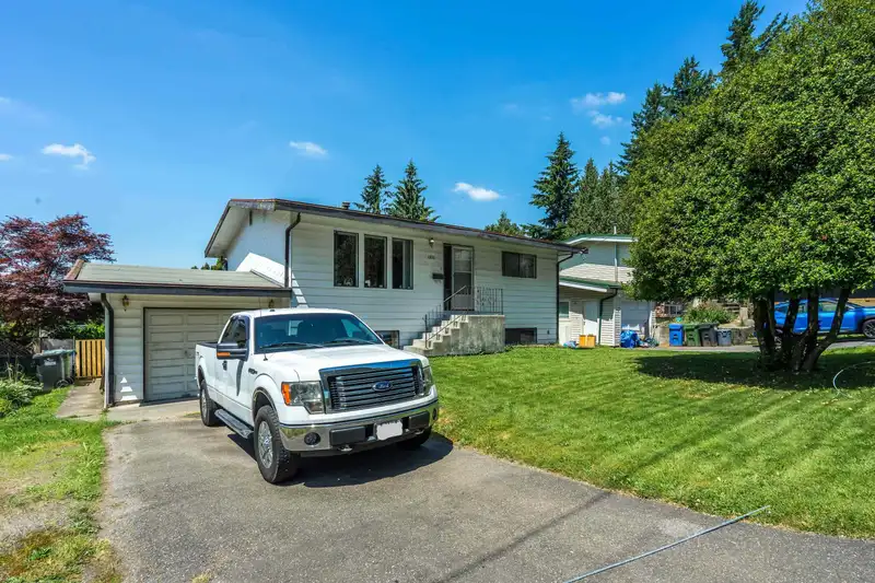 1831 MCKENZIE ROAD - photo 4 of 28