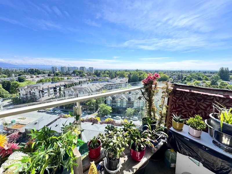 1501 8333 ANDERSON ROAD - photo 1 of 12