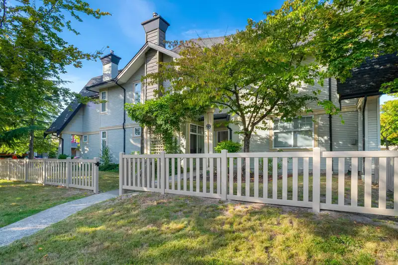 57 3711 ROBSON COURT - photo 1 of 30