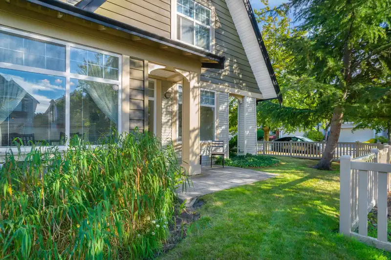 57 3711 ROBSON COURT - photo 3 of 30