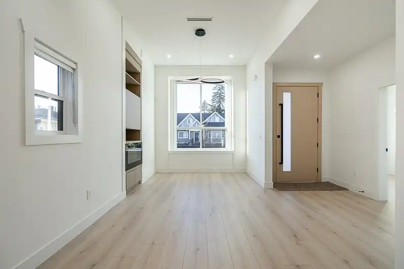 8018 19TH AVENUE - photo 4 of 39