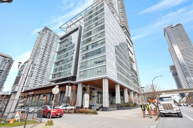 1807 4485 SKYLINE DRIVE - photo 1 of 20