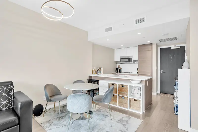 1807 4485 SKYLINE DRIVE - photo 4 of 20