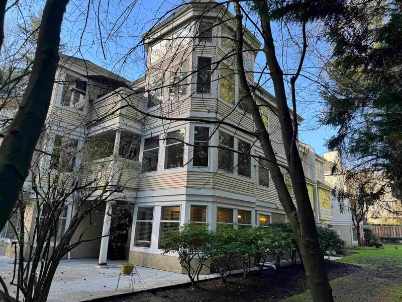 108 6860 RUMBLE STREET - photo 1 of 22