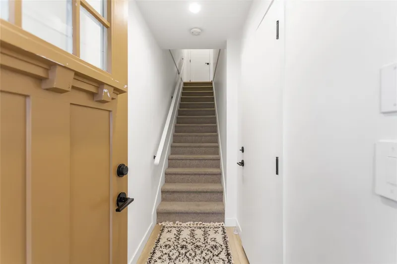 4 7937 206 STREET - photo 2 of 25